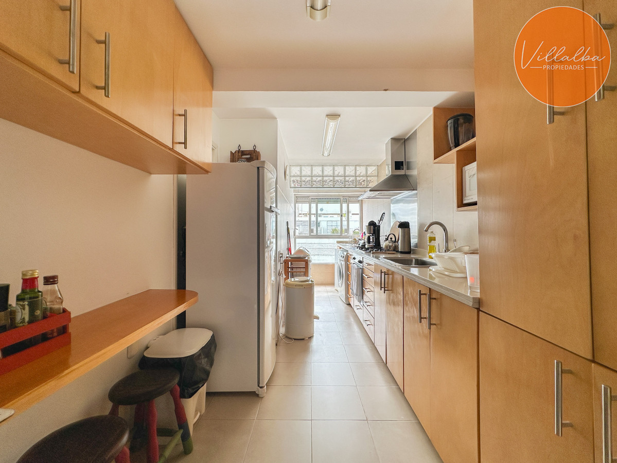 Apartamento ID.3456 - Apartamento en Península, piso alto con vista al Puerto, 4 dormitorios