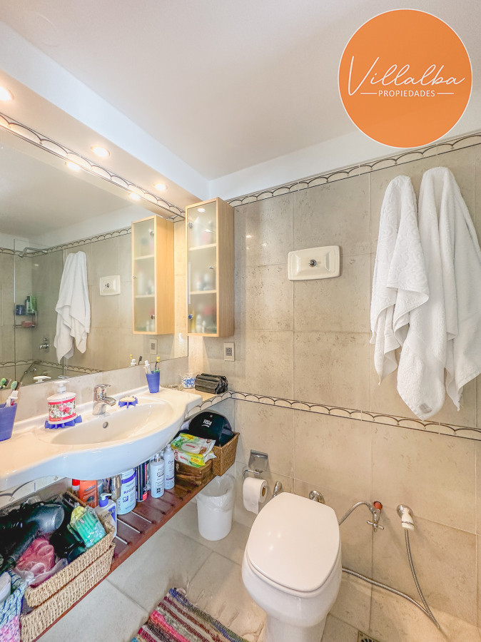 Apartamento ID.3456 - Apartamento en Península, piso alto con vista al Puerto, 4 dormitorios