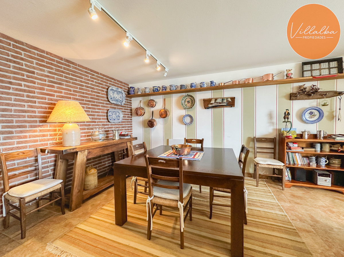 Apartamento ID.3456 - Apartamento en Península, piso alto con vista al Puerto, 4 dormitorios