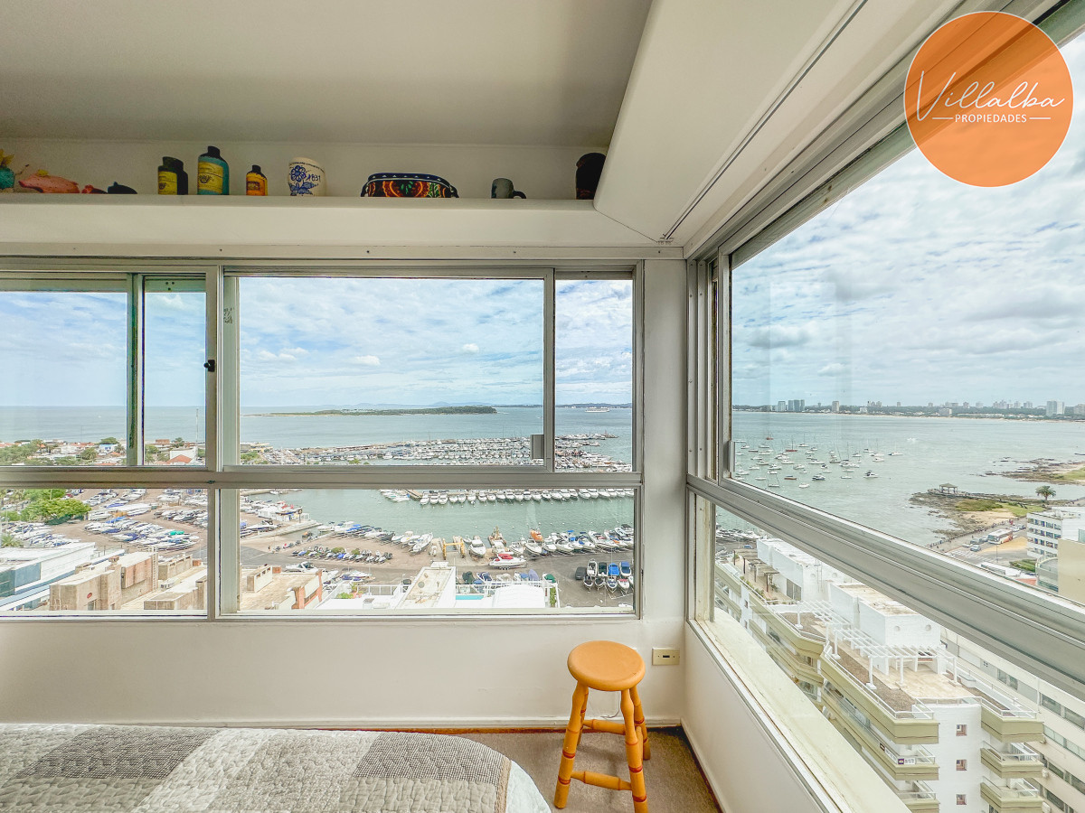 Apartamento ID.3456 - Apartamento en Península, piso alto con vista al Puerto, 4 dormitorios