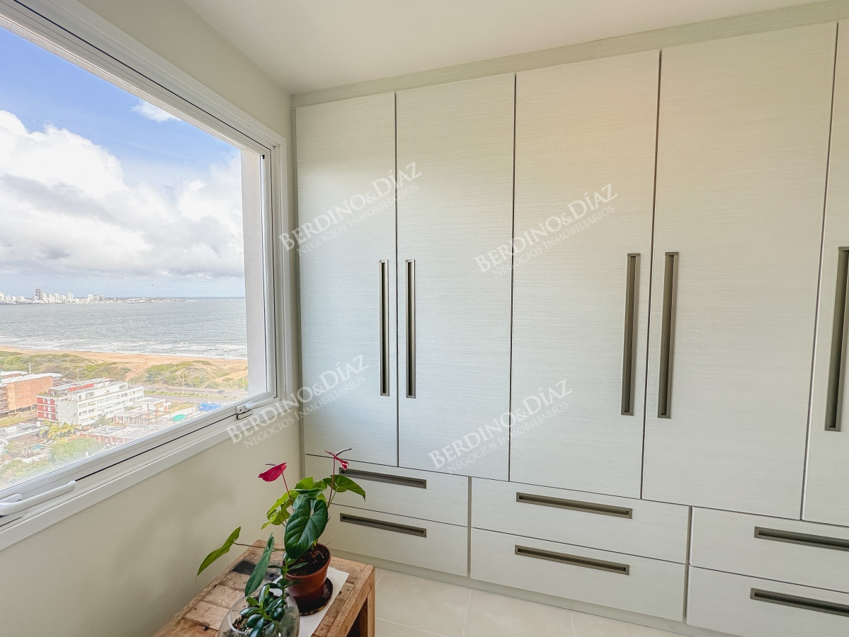 Apartamento ID.2795 - Apartamento en Le Jardin esquinero, 3 dormitorios en suite más dependencia