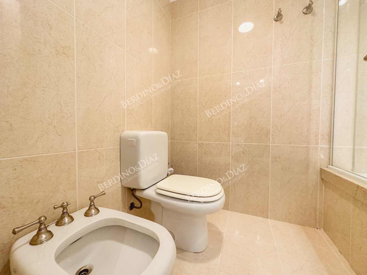 Apartamento ID.2795 - Apartamento en Le Jardin esquinero, 3 dormitorios en suite más dependencia