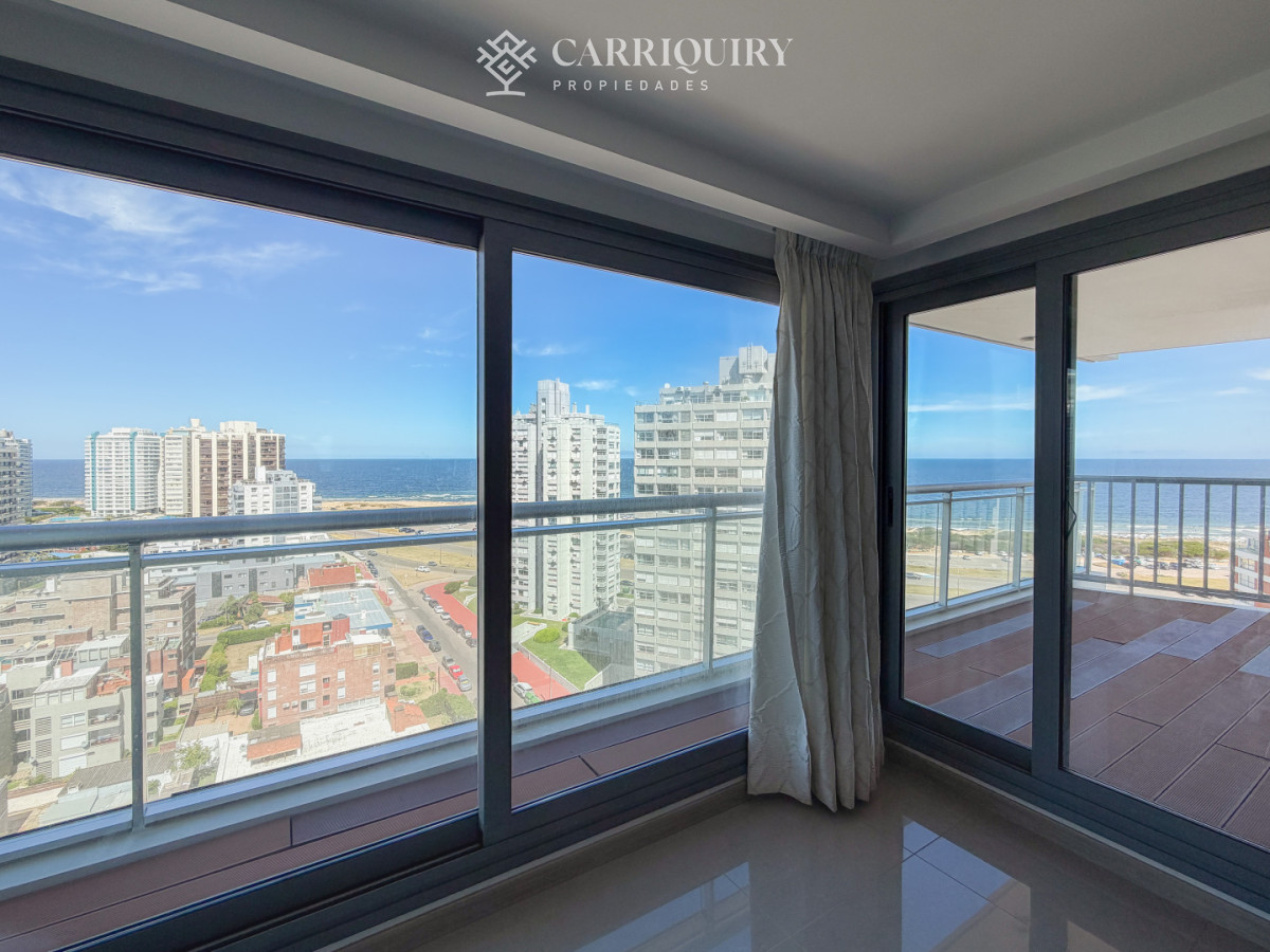 Apartamento ID.9549 - Piso alto en Brava, 2 dormitorios en suite