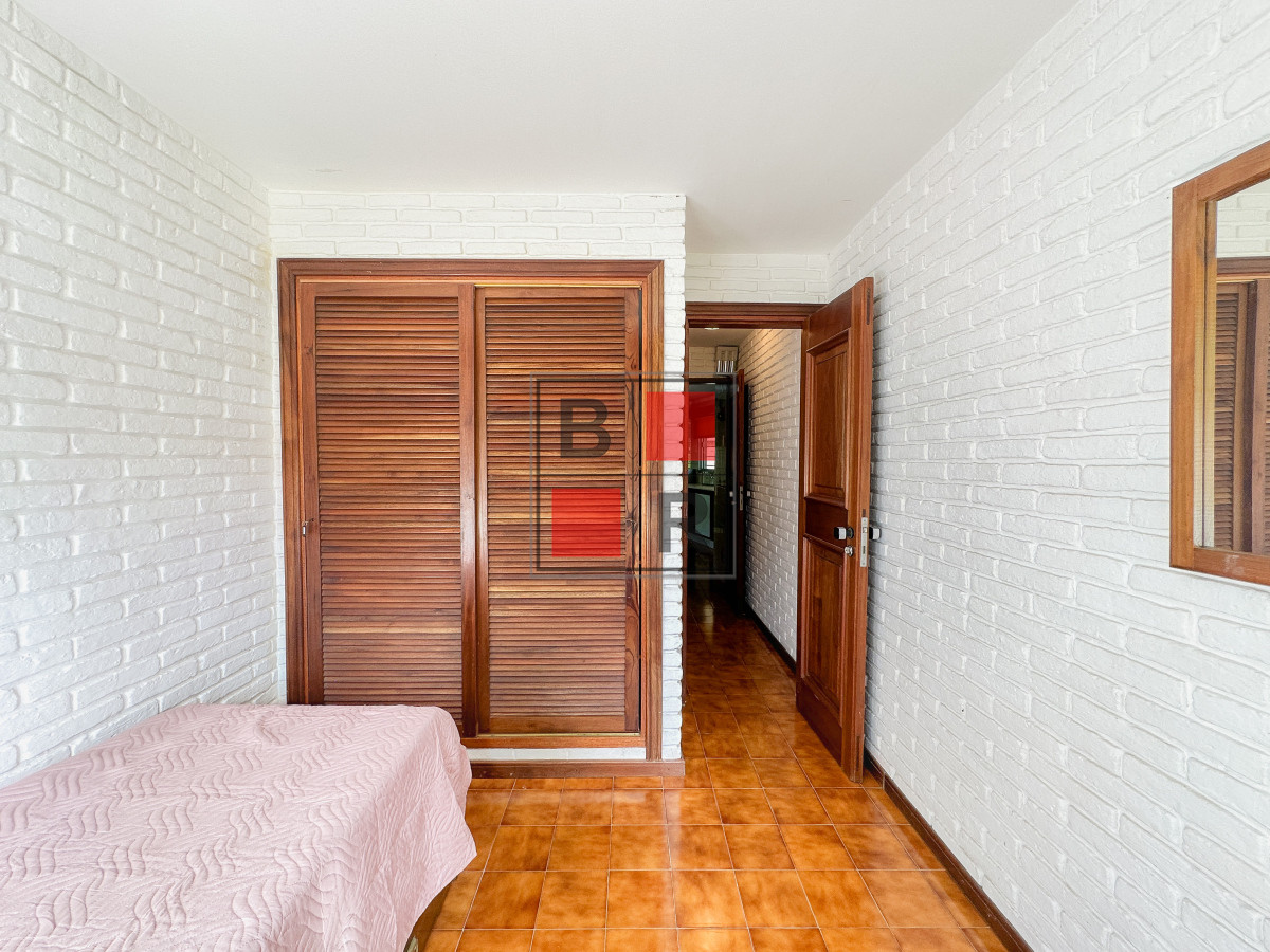 Casa ID.1116 - Casa en Mansa, 3 dormitorios y servicio