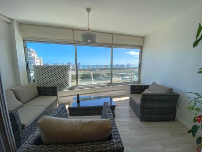 Roosevelt, apartamento reciclado, 3 dormitorios mas dependencia