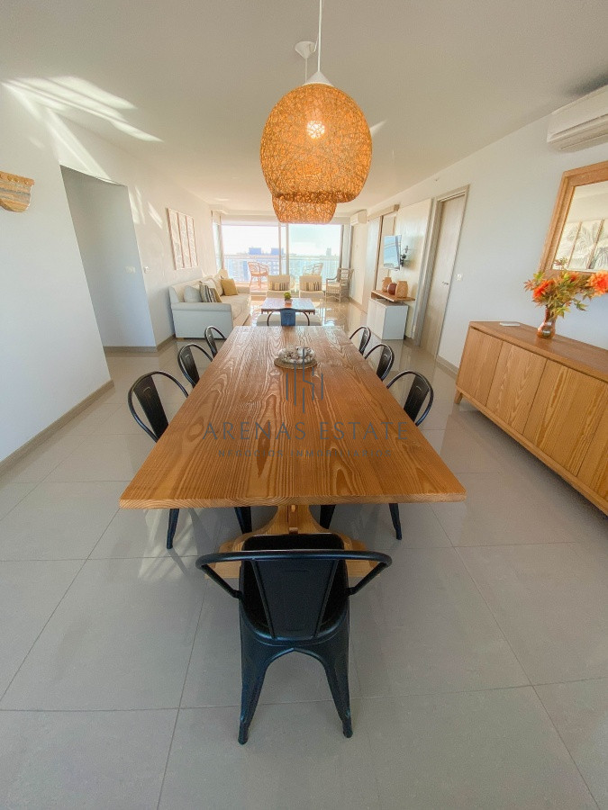 Apartamento ID.755 - Apartamento en venta en Punta del Este 