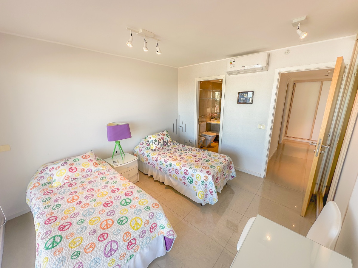 Apartamento ID.751 - Apartmento en venta en Punta del Este 