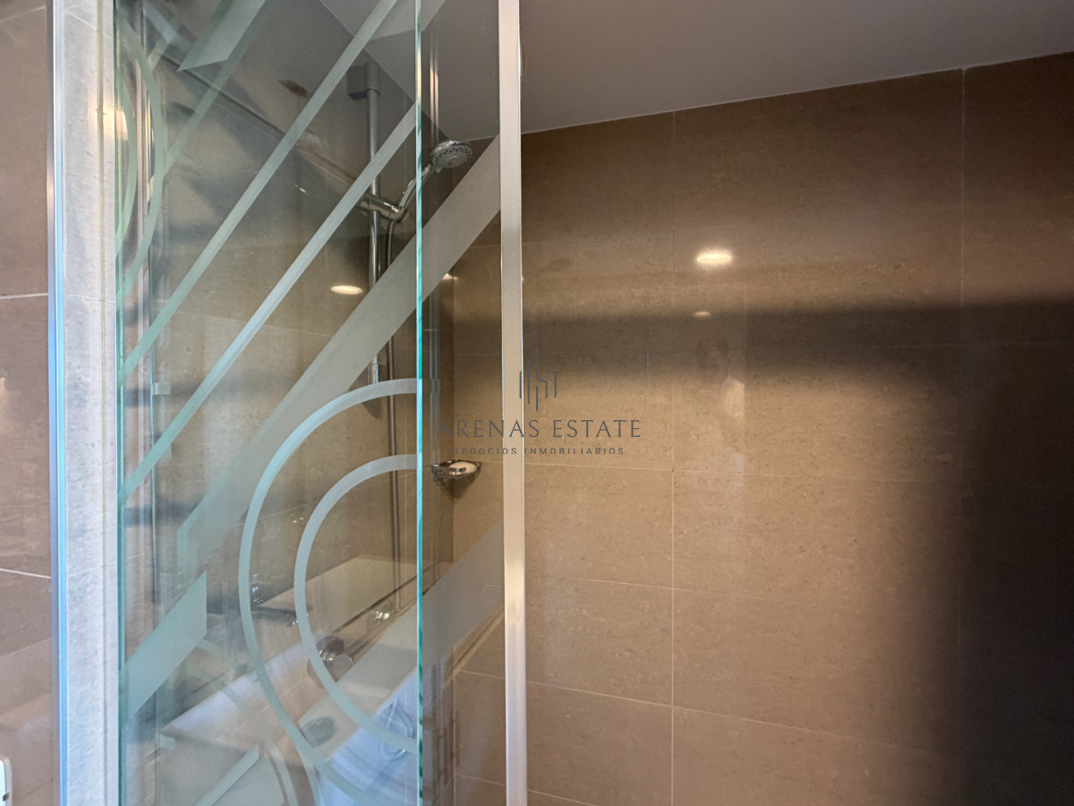 Apartamento ID.4189 - Piso alto en Brava, 2 dormitorios en suite