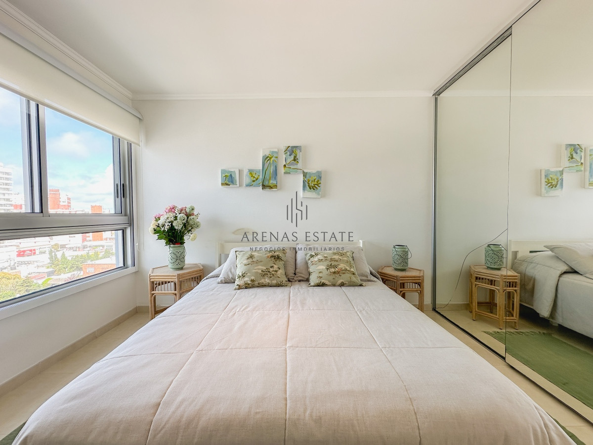 Apartamento ID.3018 - Mansa, apartamento de 3 dormitorios más dependencia con parrillero
