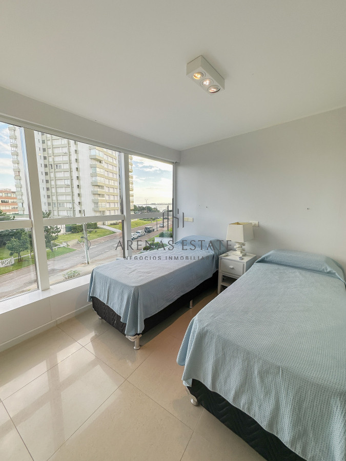 Apartamento ID.3188 - Mansa, Apartamento en Alexander Collection, dos suites más toilette