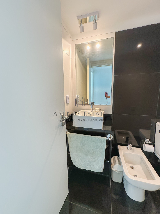Apartamento ID.3647 - Oportunidad,Artower, piso alto con excelente vista, 1 dormitorio