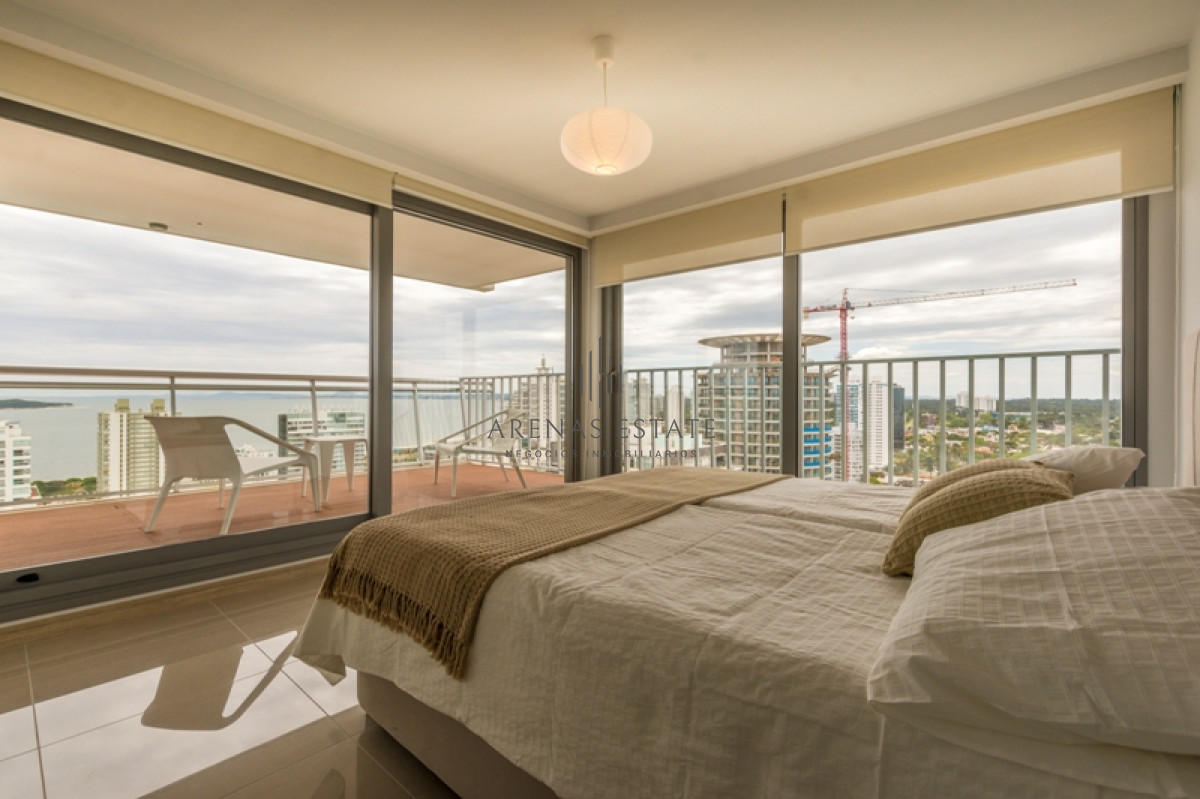 Apartamento ID.753 - Apartamento en venta en Punta del Este ,Piso alto en Mansa