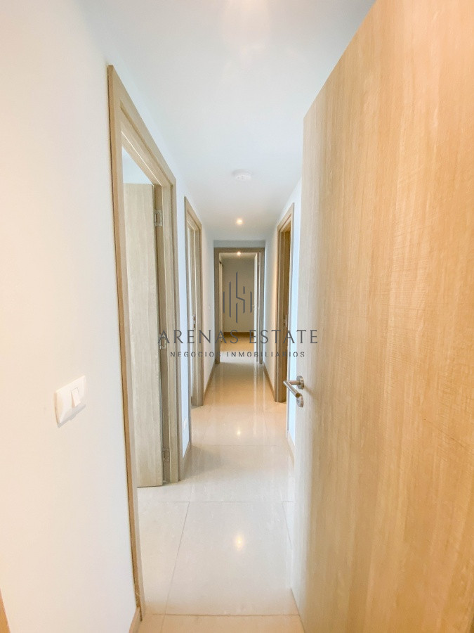 Apartamento ID.766 - Amplio apartamento en brava, 3 dormitorios