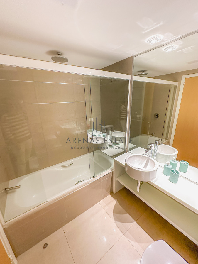 Apartamento ID.3188 - Mansa, Apartamento en Alexander Collection, dos suites más toilette