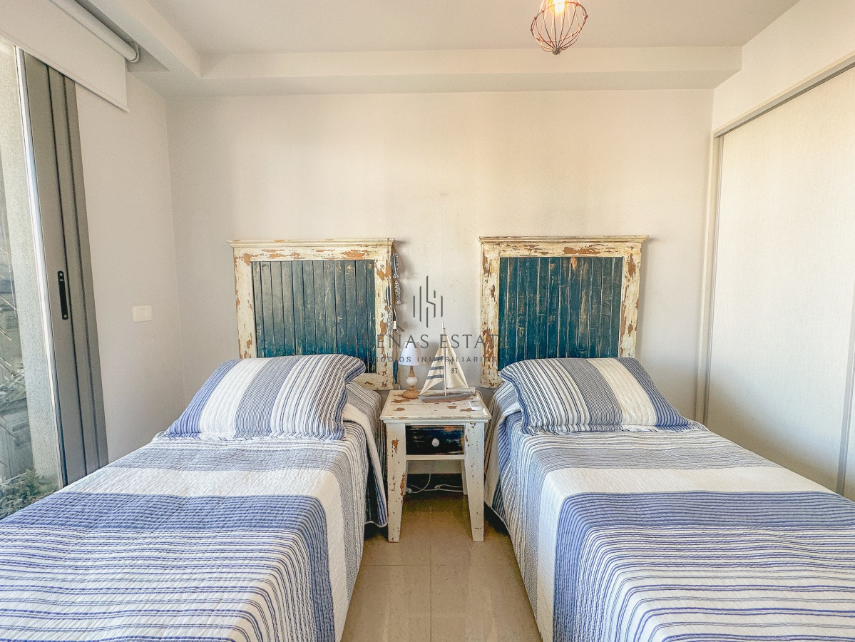 Apartamento ID.2200 - Onix, tres dormitorios con vista playa brava