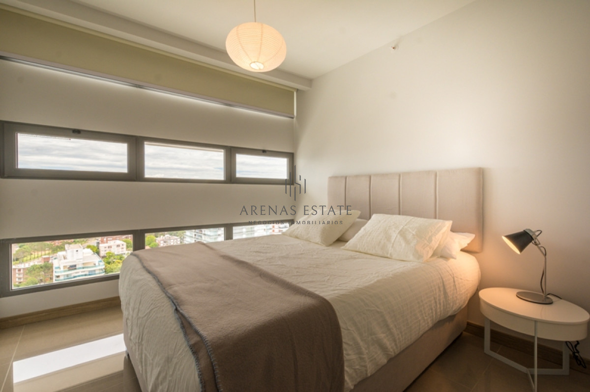 Apartamento ID.753 - Apartamento en venta en Punta del Este ,Piso alto en Mansa