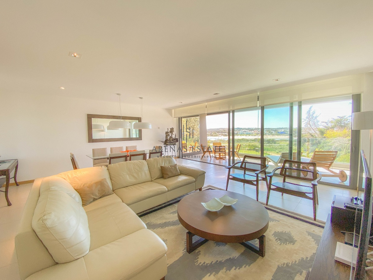 Apartamento ID.745 - Apartamento en venta en Punta del Este 