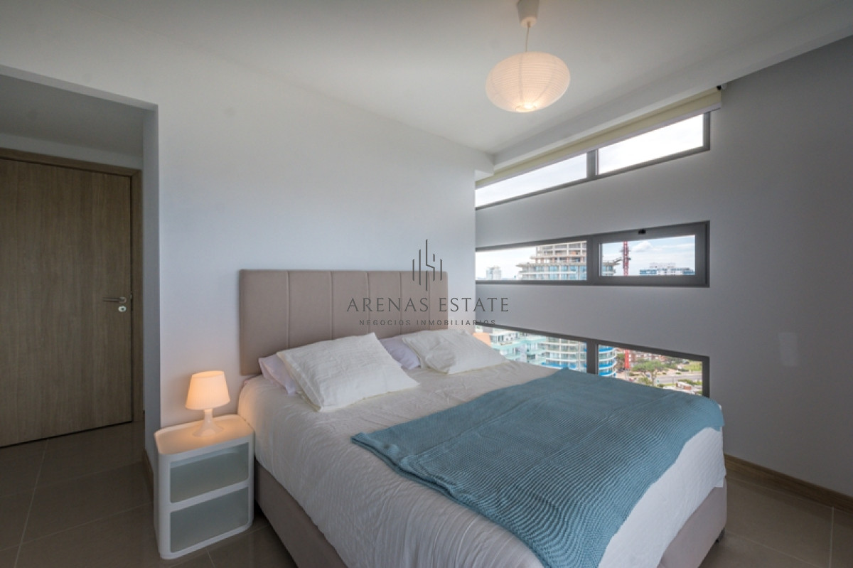 Apartamento ID.753 - Apartamento en venta en Punta del Este ,Piso alto en Mansa