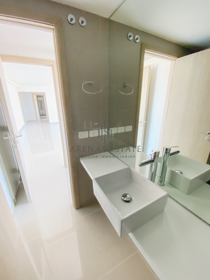 Apartamento ID.765 - Apartamento en venta en Punta del Este 