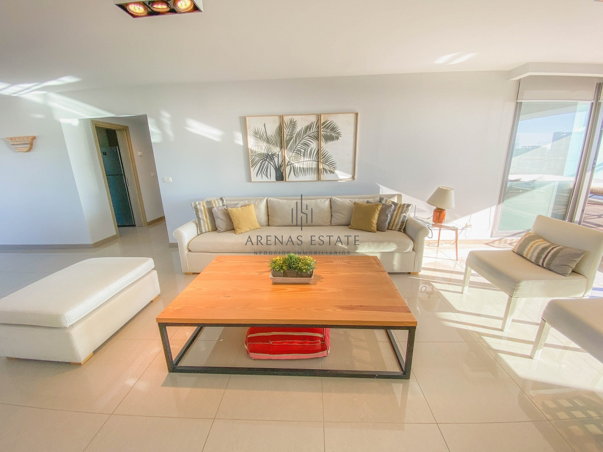Apartamento ID.755 - Apartamento en venta en Punta del Este 