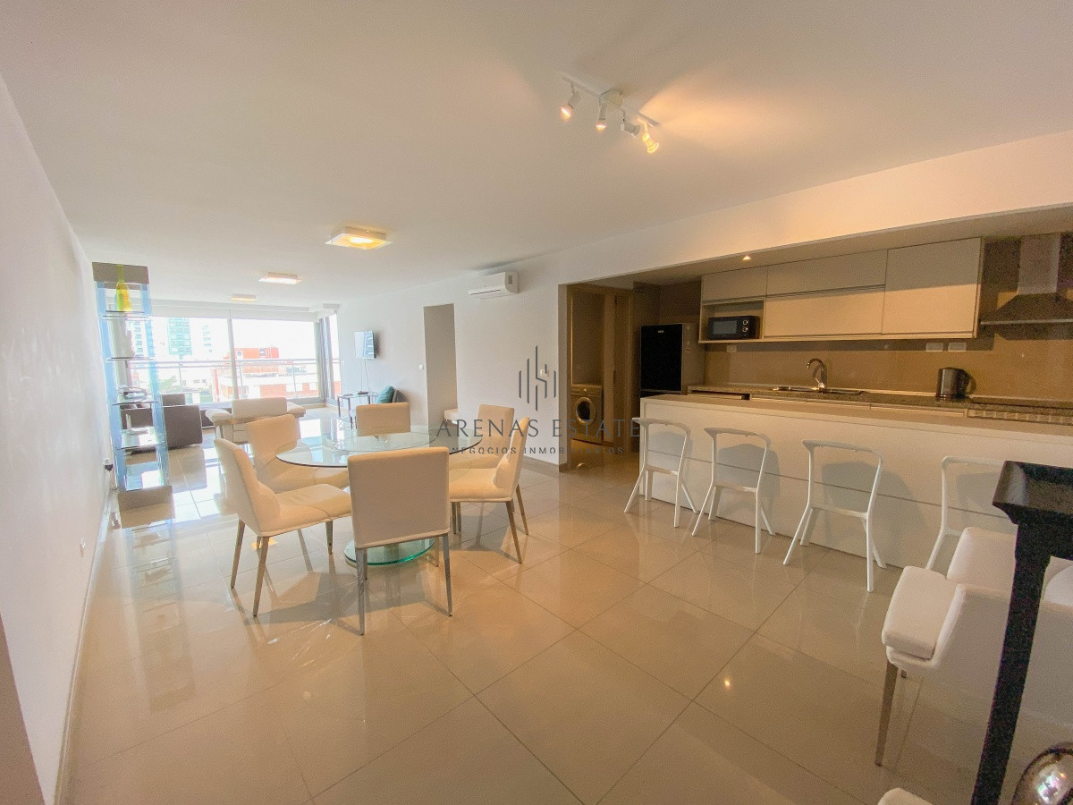 Apartamento ID.766 - Amplio apartamento en brava, 3 dormitorios