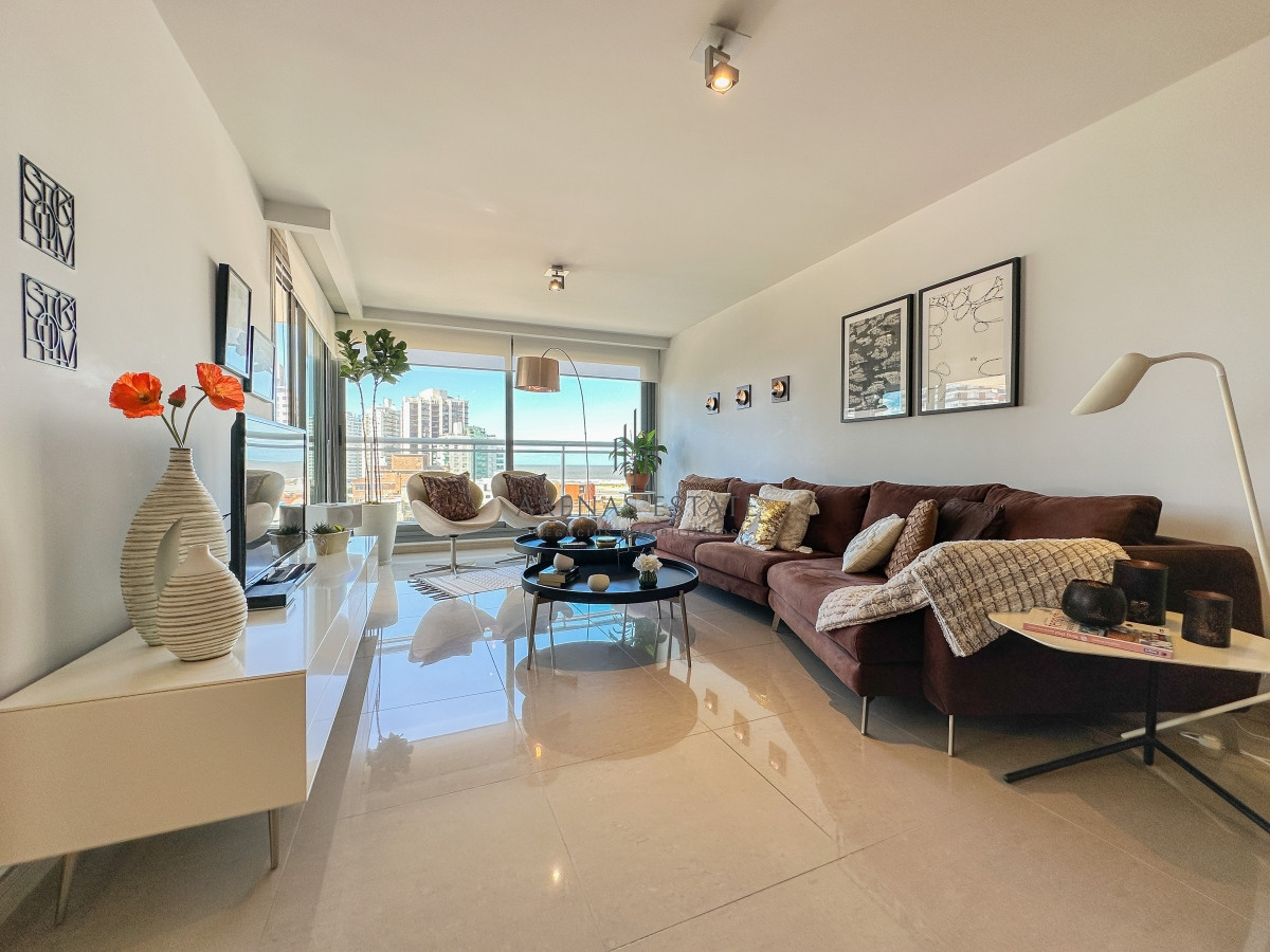 Apartamento ID.2655 - Apartamento en Brava, 2 dormitorios en suite más toilette