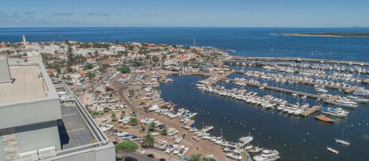 Apartamento ID.748 - Impactante Pent House en Punta del Este