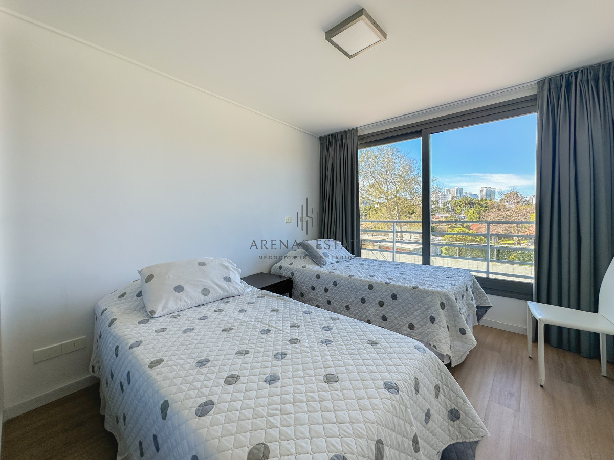 Apartamento ID.3913 - Apartamento en Mansa, 3 suites más toilette