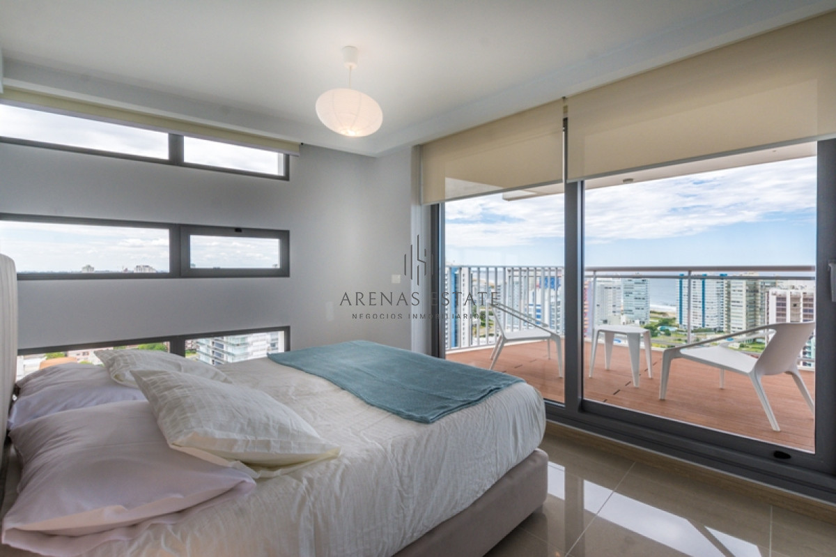 Apartamento ID.753 - Apartamento en venta en Punta del Este ,Piso alto en Mansa