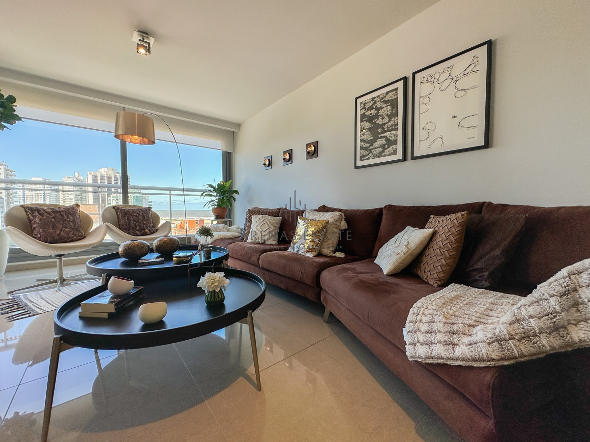 Apartamento ID.2655 - Apartamento en Brava, 2 dormitorios en suite más toilette