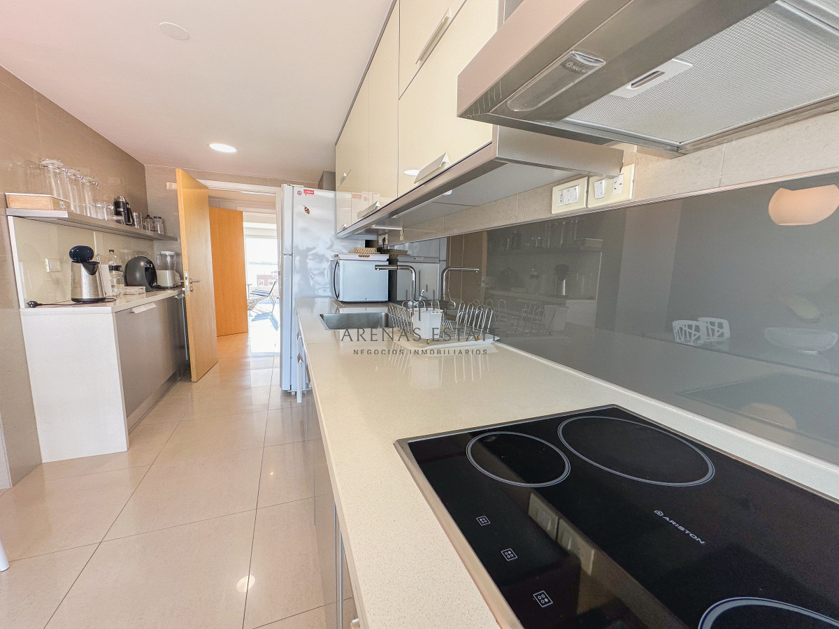Apartamento ID.3939 - Mansa, exclusivo apartamento de 3 suites más dependencia