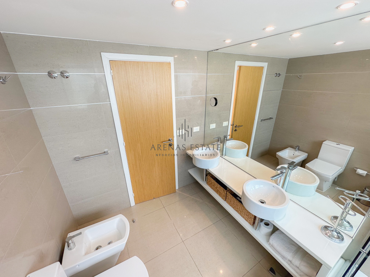 Apartamento ID.3939 - Mansa, exclusivo apartamento de 3 suites más dependencia
