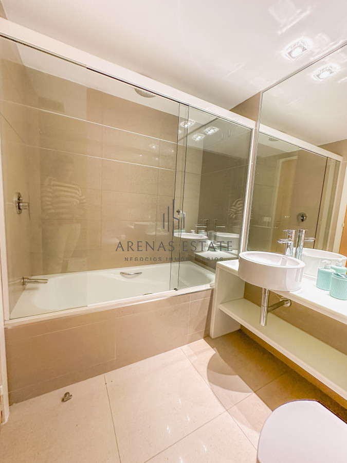 Apartamento ID.3188 - Mansa, Apartamento en Alexander Collection, dos suites más toilette