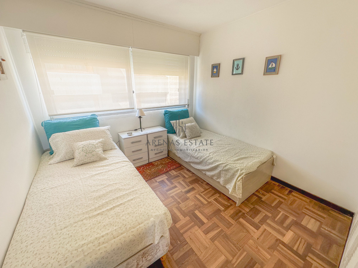 Apartamento ID.3435 - Oportunidad en Península, apartamento de 2 dormitorios con vista