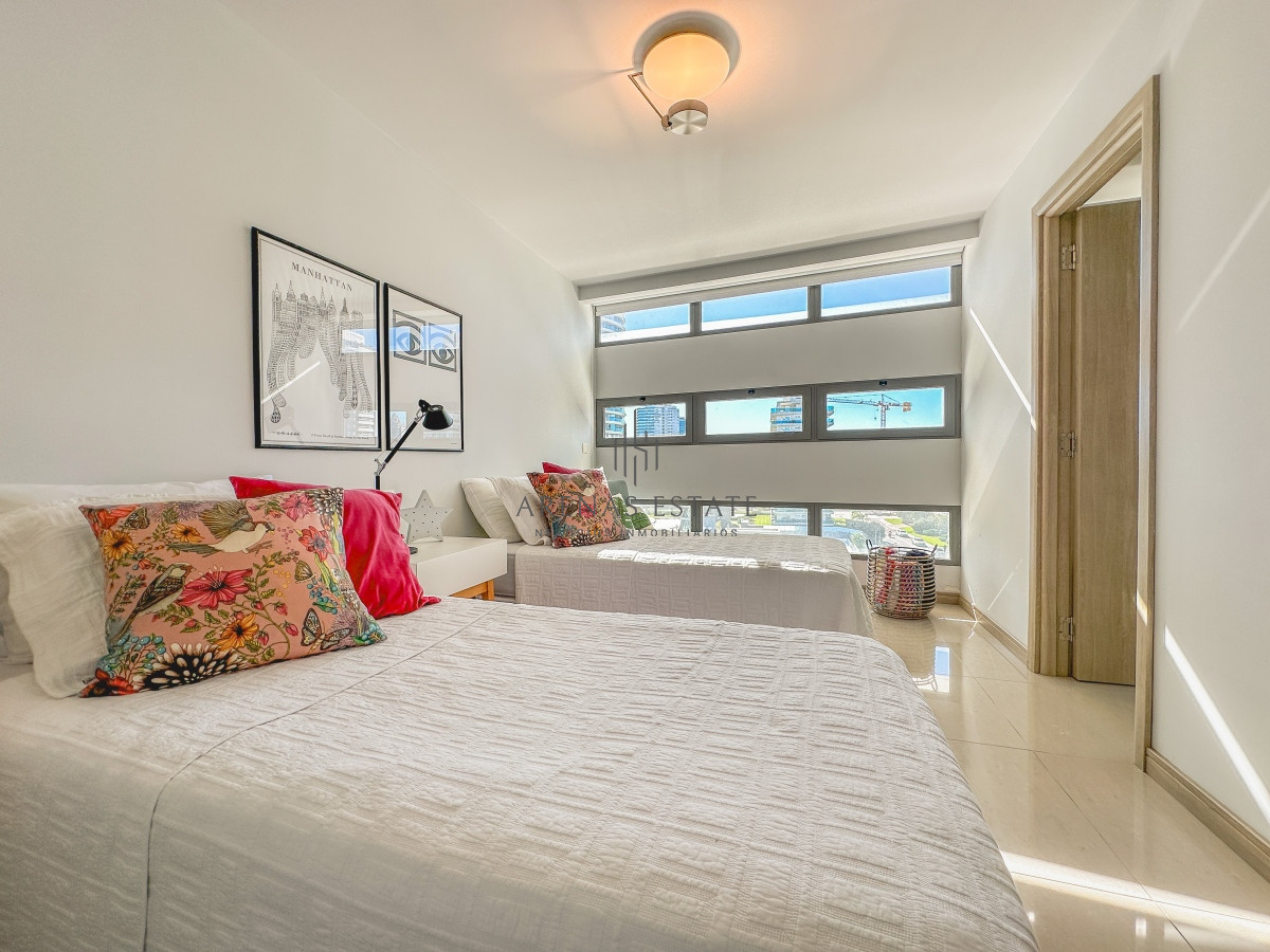 Apartamento ID.2655 - Apartamento en Brava, 2 dormitorios en suite más toilette