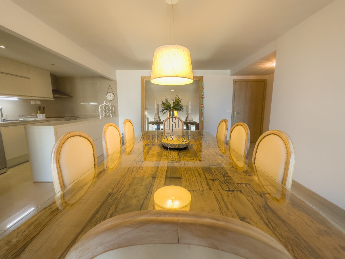Apartamento ID.2200 - Onix, tres dormitorios con vista playa brava