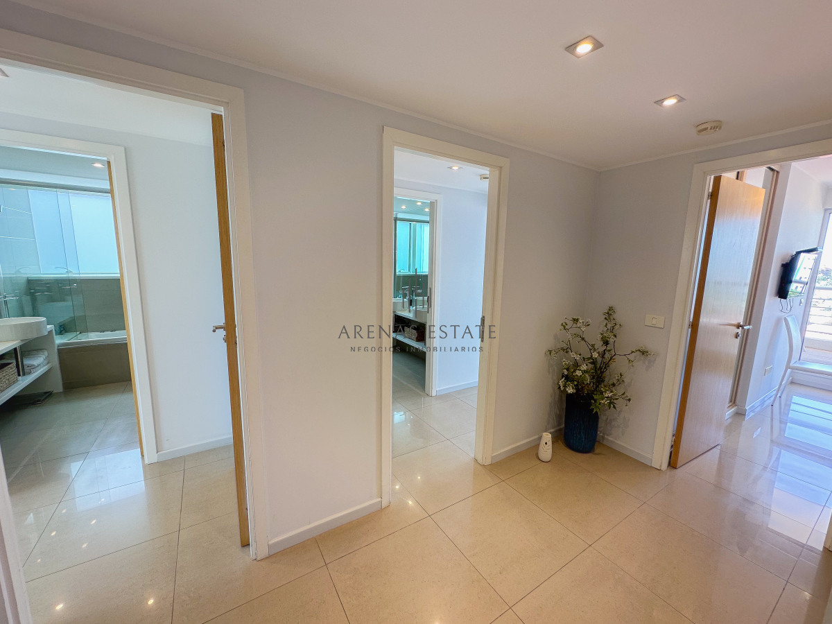 Apartamento ID.3939 - Mansa, exclusivo apartamento de 3 suites más dependencia