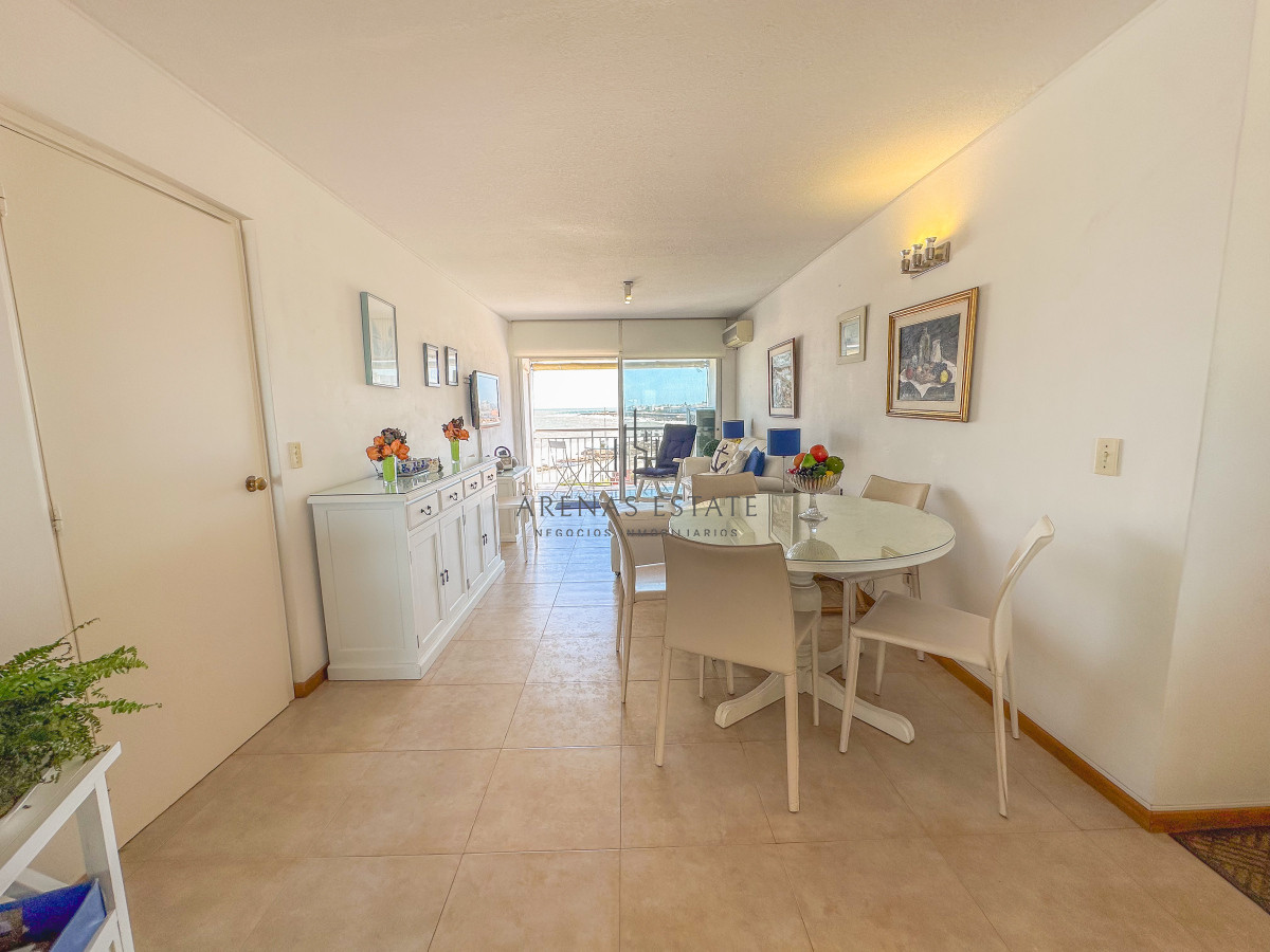 Apartamento ID.3435 - Oportunidad en Península, apartamento de 2 dormitorios con vista