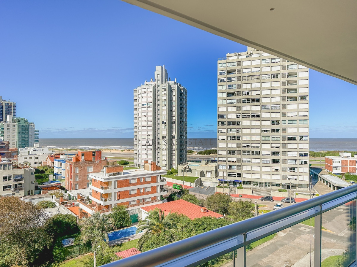 Apartamento ID.2655 - Apartamento en Brava, 2 dormitorios en suite más toilette