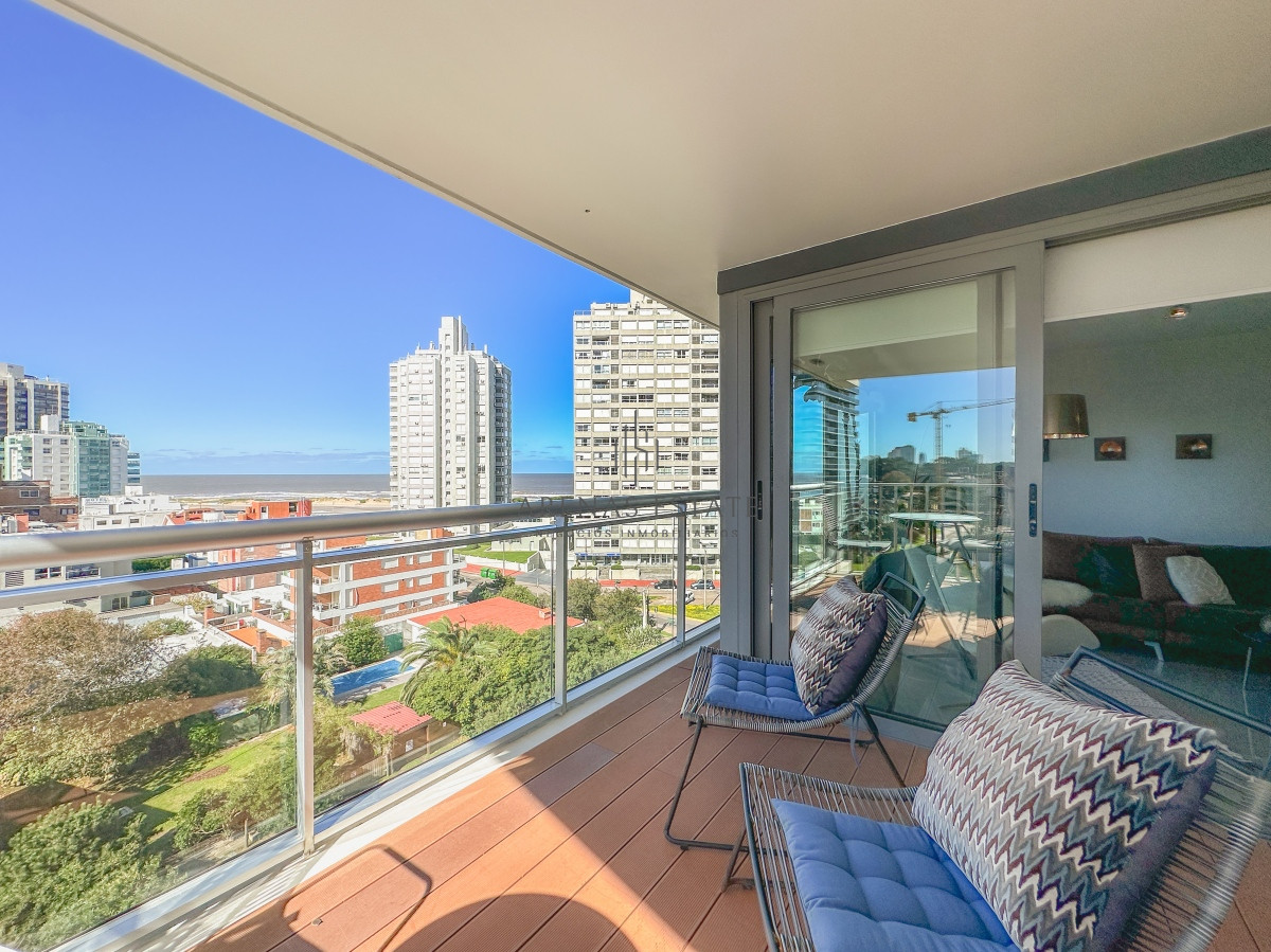 Apartamento ID.2655 - Apartamento en Brava, 2 dormitorios en suite más toilette
