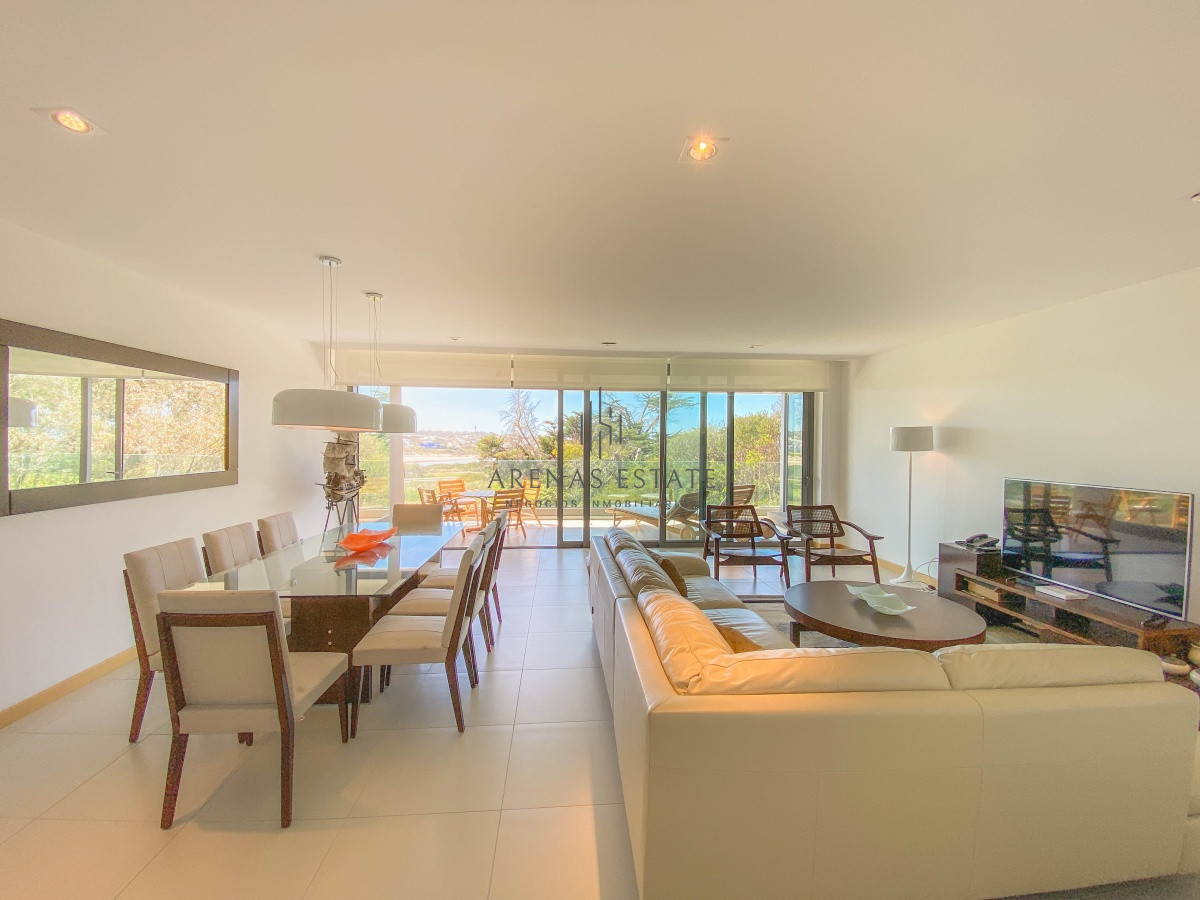 Apartamento ID.745 - Apartamento en venta en Punta del Este 