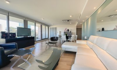 Apartamento en Mansa, 3 suites más toilette