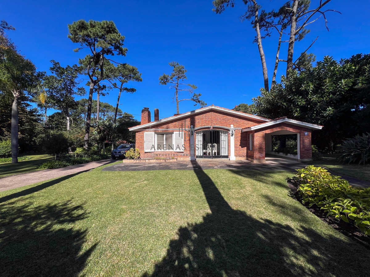 Casa ID.2636 - Casa entre Roosevelt y la mansa a la venta.