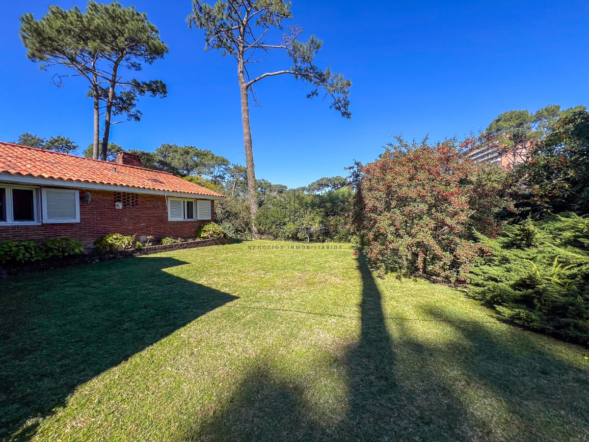 Casa ID.2636 - Casa entre Roosevelt y la mansa a la venta.