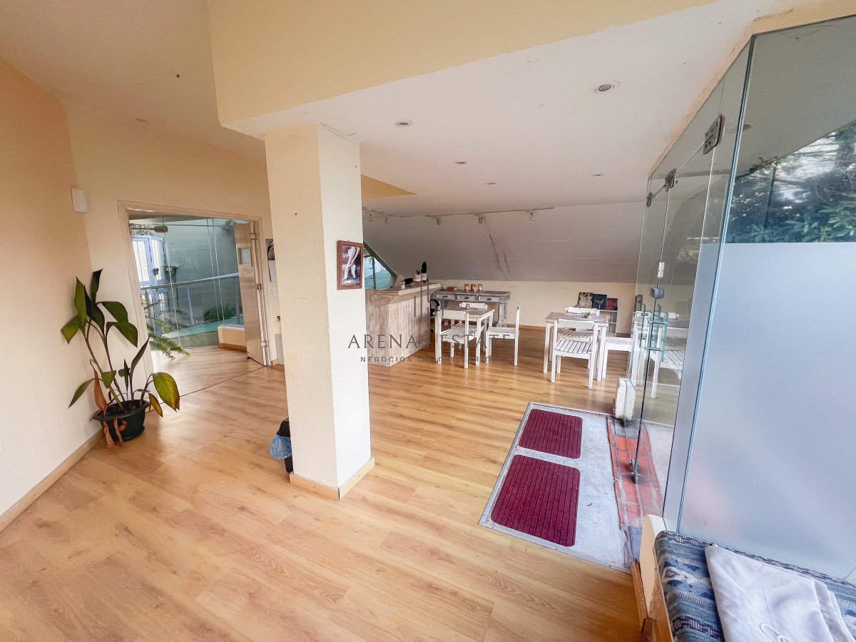 Local Comercial ID.2763 - Local comercial excelentemente ubicado sobre Roosevelt.