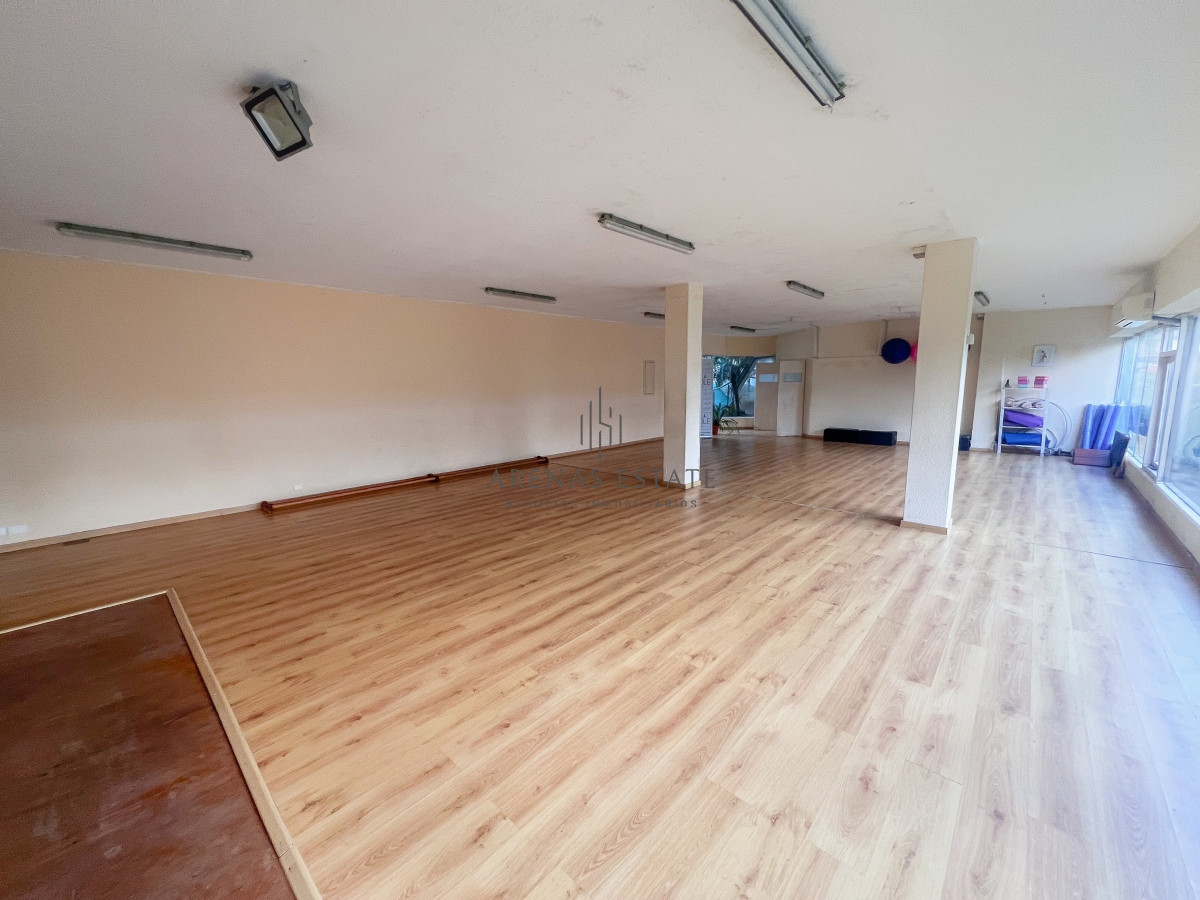 Local Comercial ID.2763 - Local comercial excelentemente ubicado sobre Roosevelt.