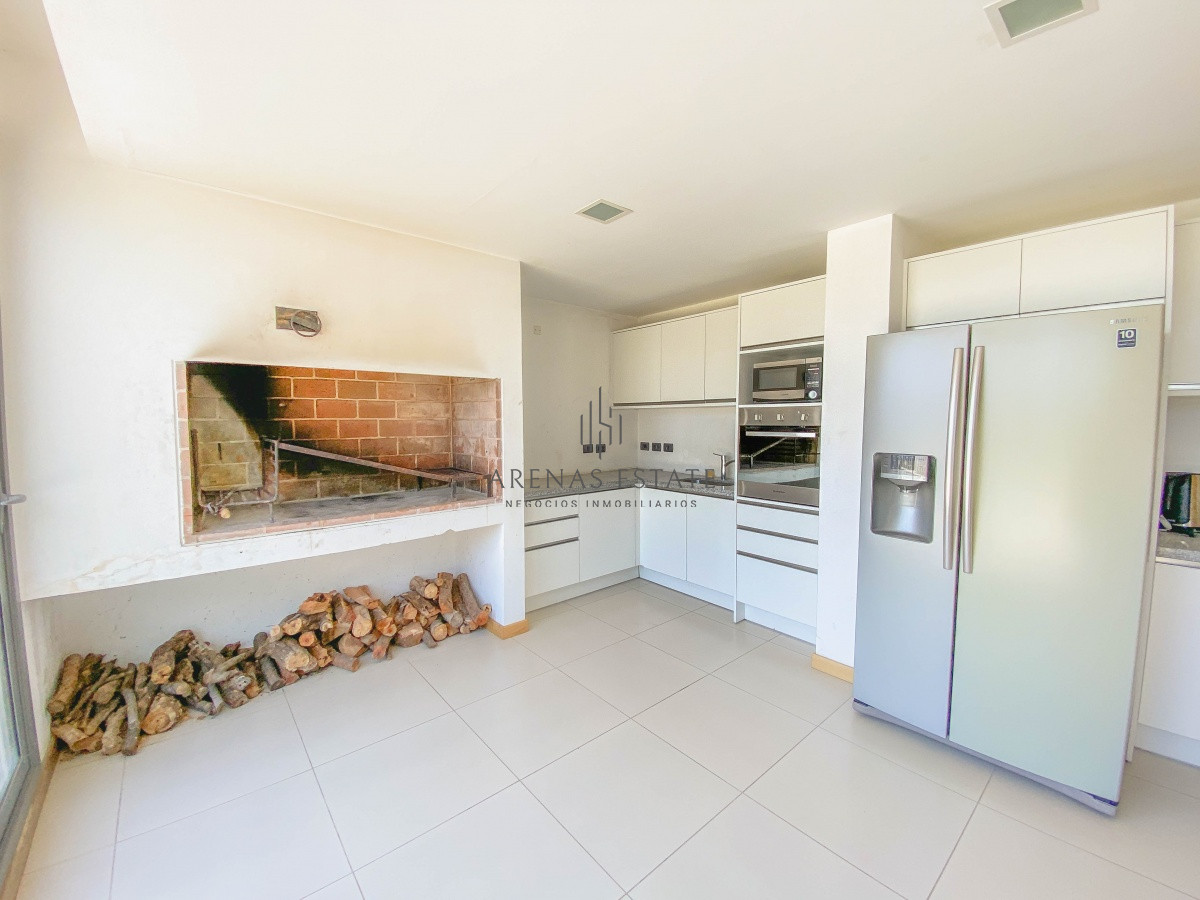 Apartamento ID.745 - Apartamento en venta en Punta del Este 
