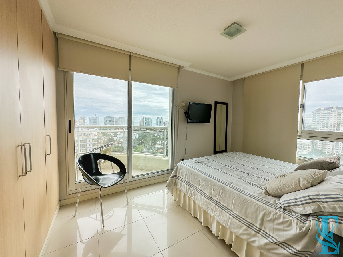 Apartamento ID.681 - Apartamento en Roosevelt, piso alto, 2 dormitorios