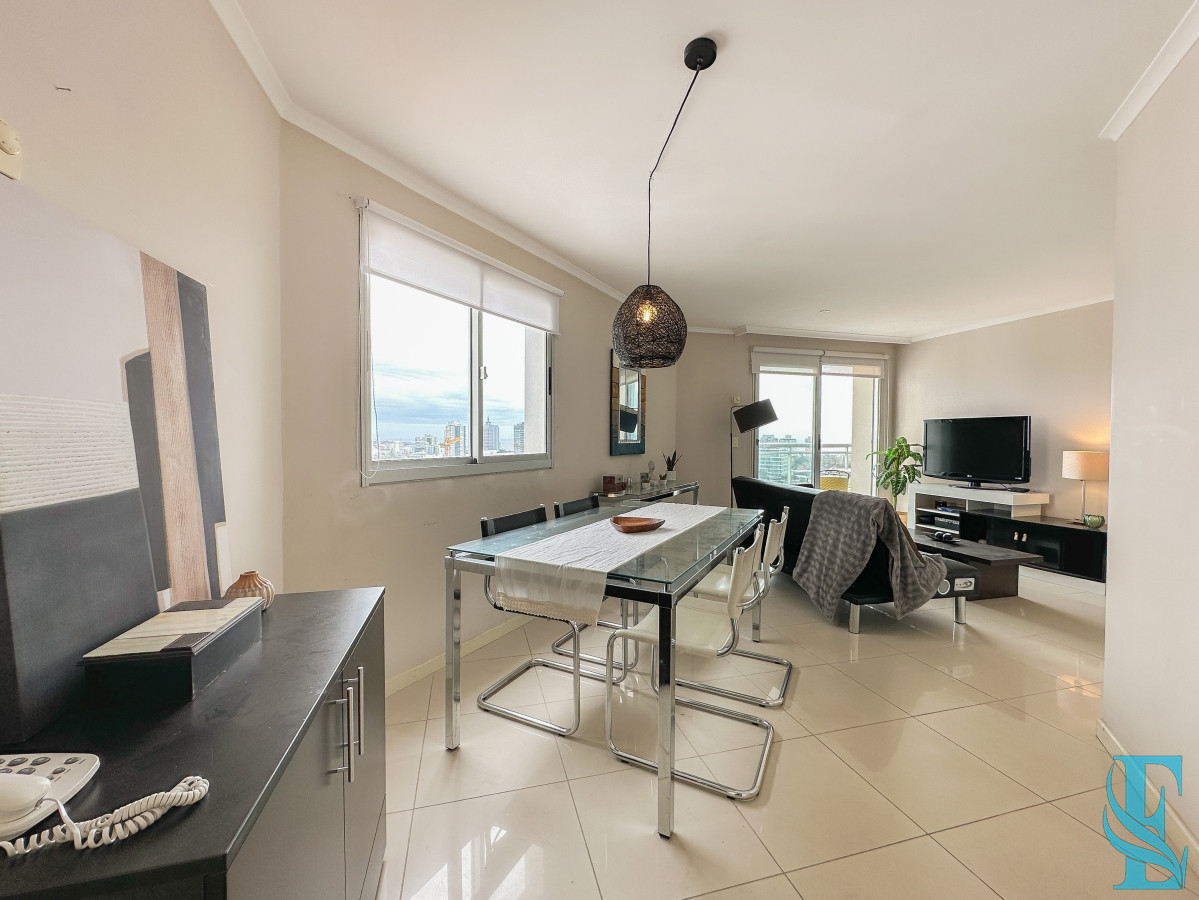 Apartamento ID.681 - Apartamento en Roosevelt, piso alto, 2 dormitorios