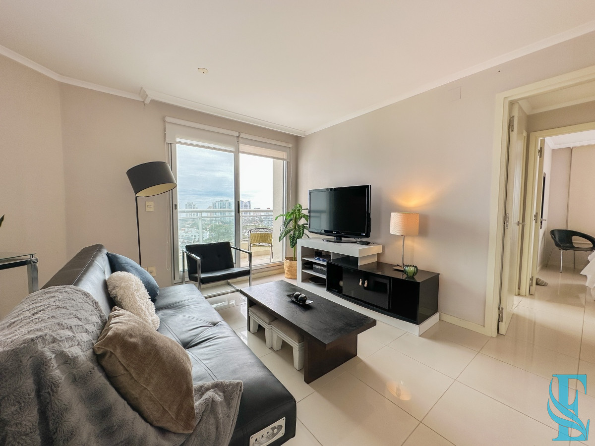 Apartamento ID.681 - Apartamento en Roosevelt, piso alto, 2 dormitorios